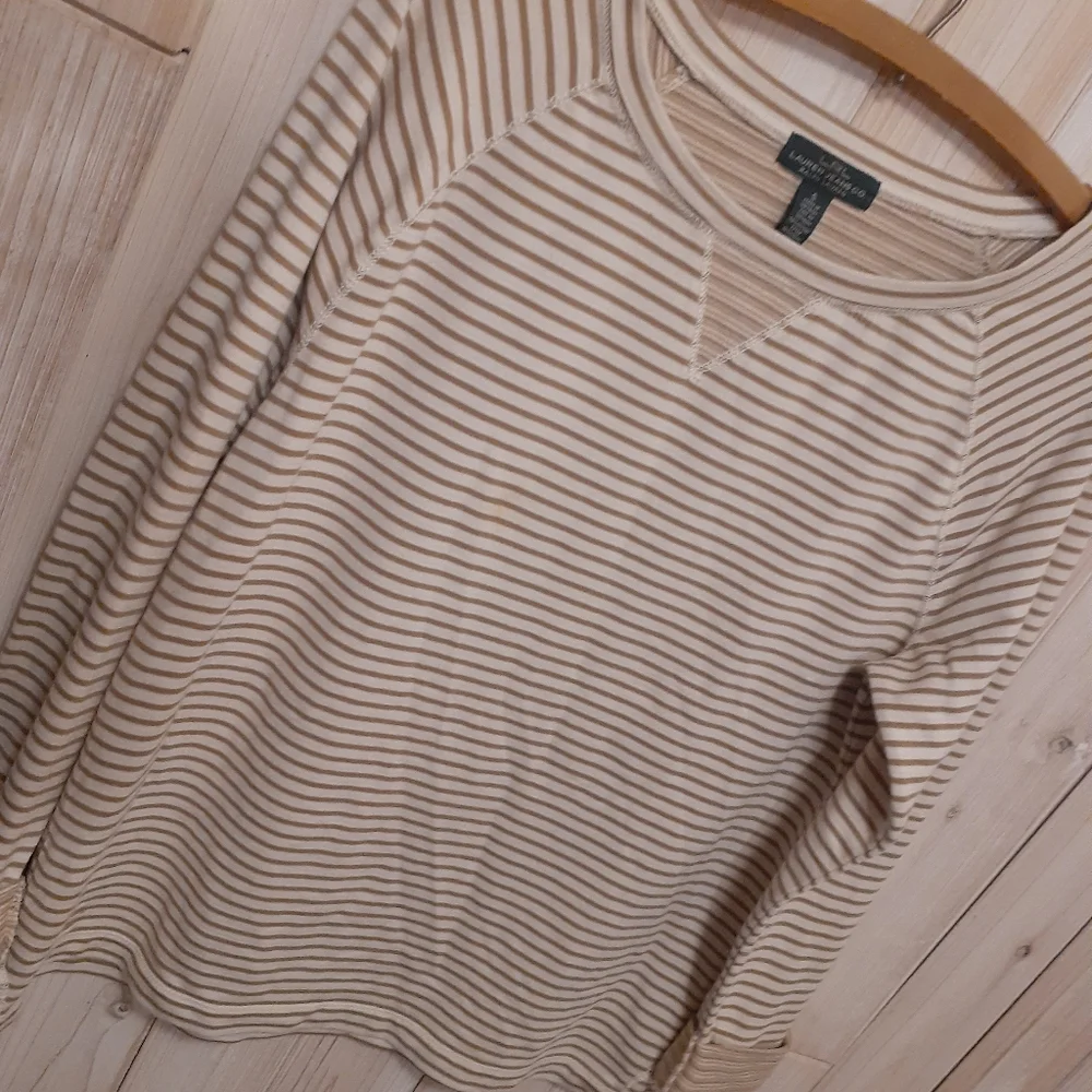 Womans top LRL RALPH LAUREN size small bundle 2 for 10 - Picture 4 of 5